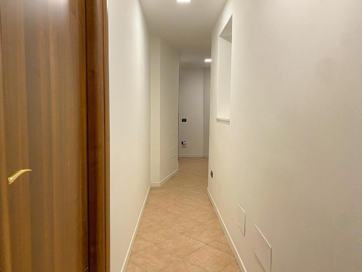 Domus Pisanelli Hotel Napoli Bagian luar foto