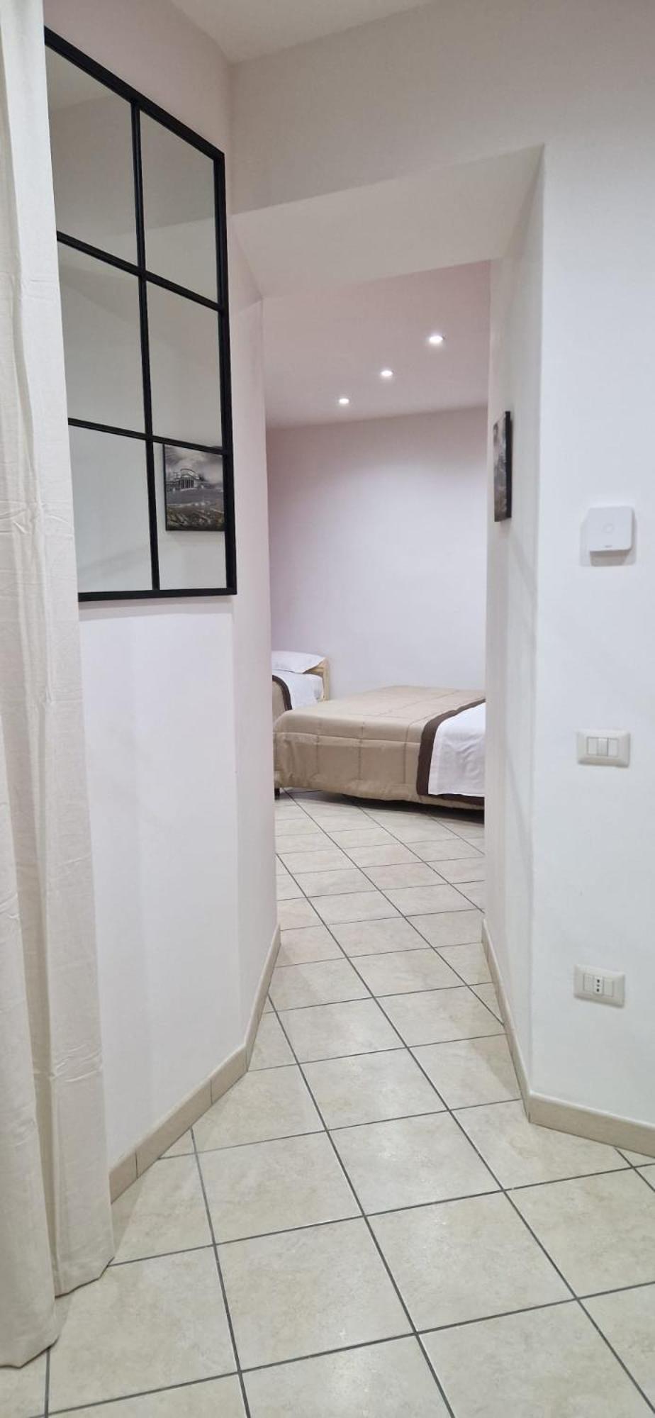 Domus Pisanelli Hotel Napoli Bagian luar foto